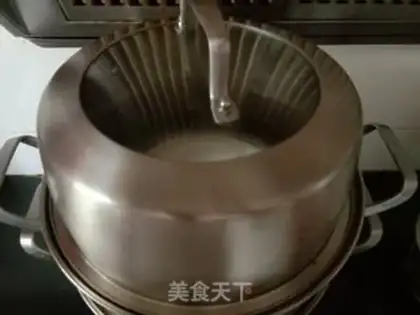 Make Shrimp Zoo steamed eggs step 6