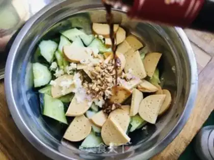 Make A cucumber chicken step 6