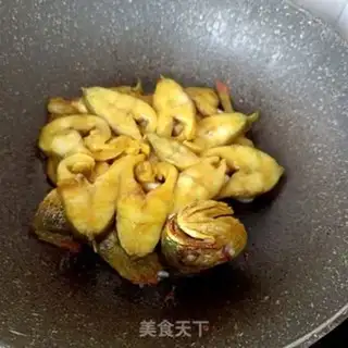 Make Salted yellow florist step 17