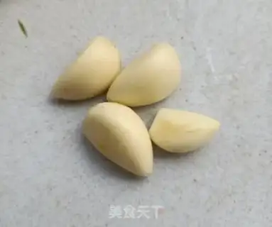 Make A fan with radish step 6
