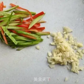 Make A fan with radish step 7
