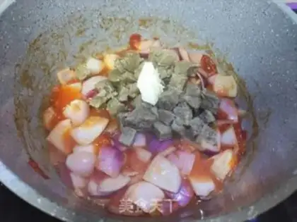 Make Family borscht step 5