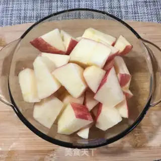 Make Sour yogurt fruit salad step 2