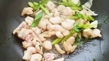 Make Vegetable curry chicken step 5