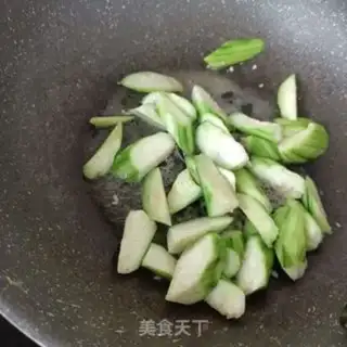 Make Smelt tomato fried eggs step 11