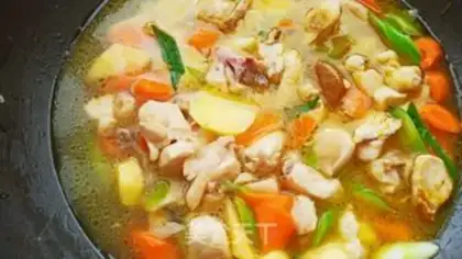 Make Vegetable curry chicken step 8