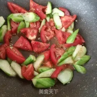 Make Smelt tomato fried eggs step 13