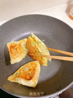 Make Quick-fried beef cake step 6