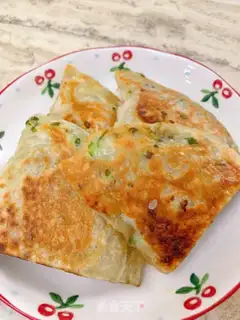 Make Quick-fried beef cake step 7