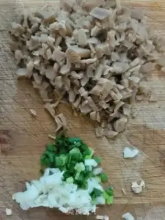 Make Onions and eggs step 1