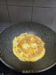 Make Onions and eggs step 9