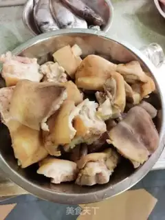 Make Dry-burn cattle hoof step 0