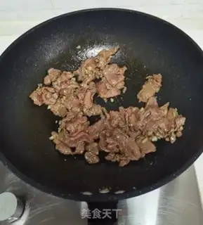 Make Garlic sausage Dutch beans step 2