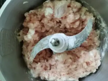 Make Q-BALL MEATBALLS step 2