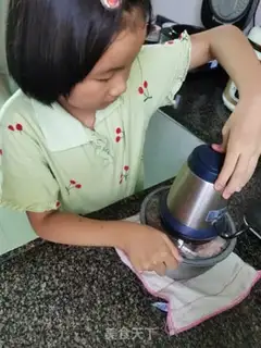 Make Q-BALL MEATBALLS step 3