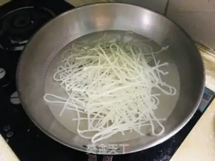 Make Spicy rice line step 0