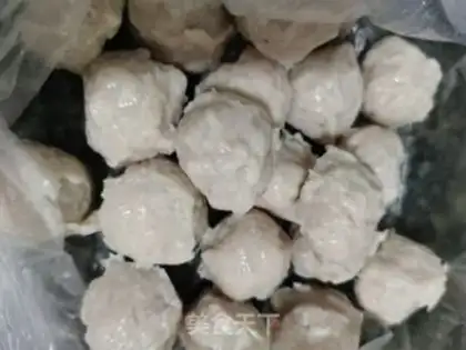 Make Q-BALL MEATBALLS step 7