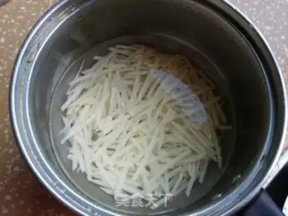 Make Autumn potatoes step 1