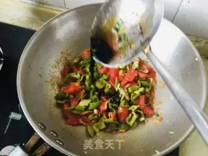 Make Eggs and tomatoes step 5