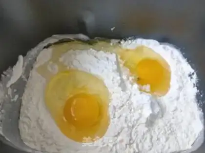 Make White cake step 1