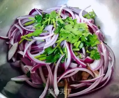 Make Piggy onions step 3