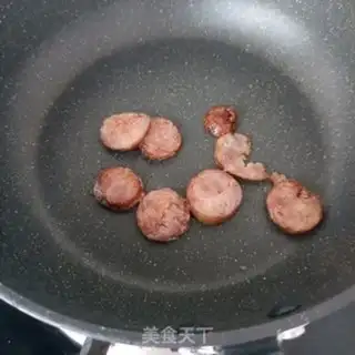 Make Orchid sausage salad step 3