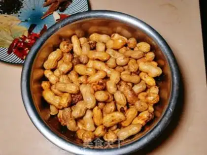 Make Five saline peanuts step 2