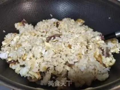 Make Egg sausage fried rice step 5