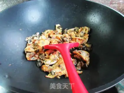 Make Scrambled eggs step 5