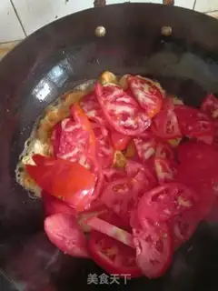 Make Tomato fried eggs step 3