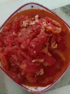 Make Tomato fried eggs step 4