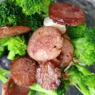 Make Orchid sausage salad step 13