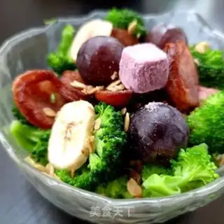 Make Orchid sausage salad step 14