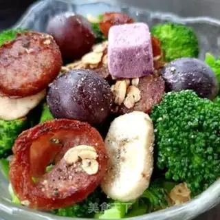 Make Orchid sausage salad step 15