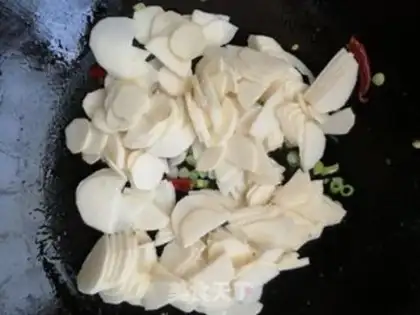 Make Black-mucked eggs step 4