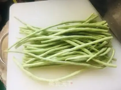 Make Soybeans with fried eggs step 0