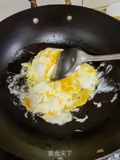 Make Eggs and vegetables step 0