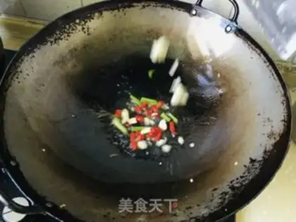 Make Soybeans with fried eggs step 6