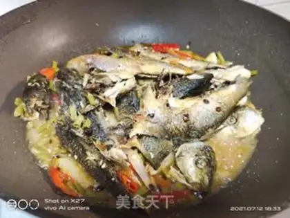 Make Dried fish with beans step 3