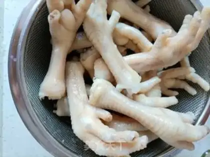 Make Chicken claws step 1