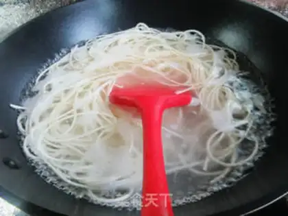 Make Onion noodles step 9
