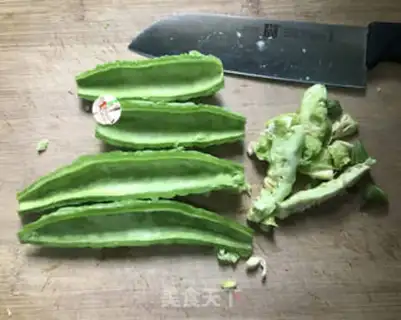 Make A cold, bitter melon step 1