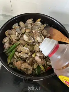 Make Spicy clams step 6