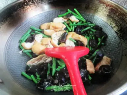 Make Blackwood oil and tofu step 3