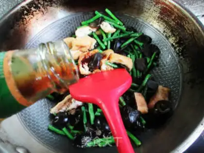 Make Blackwood oil and tofu step 6