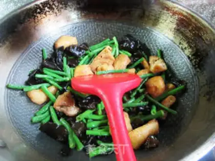 Make Blackwood oil and tofu step 7