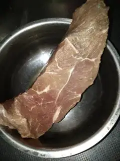 Make Red beef is covered step 1