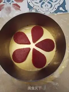 Make Strawberry yogurt mousse step 5