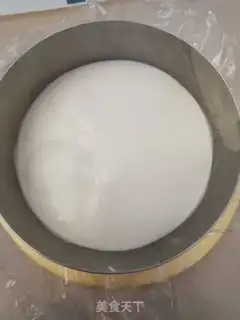 Make Strawberry yogurt mousse step 6