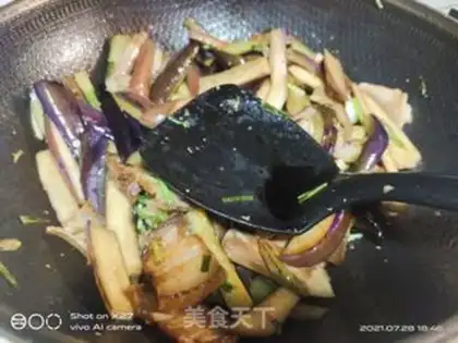 Make Five flowers for eggplant step 4